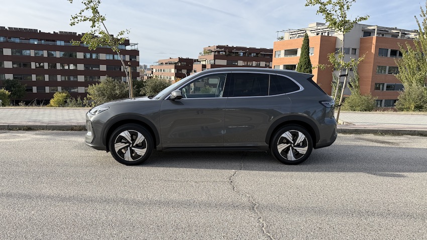 Geely E5 principal