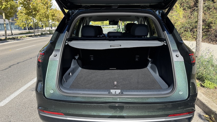 Geely-Starray-EM-i-maletero Prueba Geely Starray EM-i: un SUV híbrido enchufable que apuesta por el confort, la tecnología y el espacio